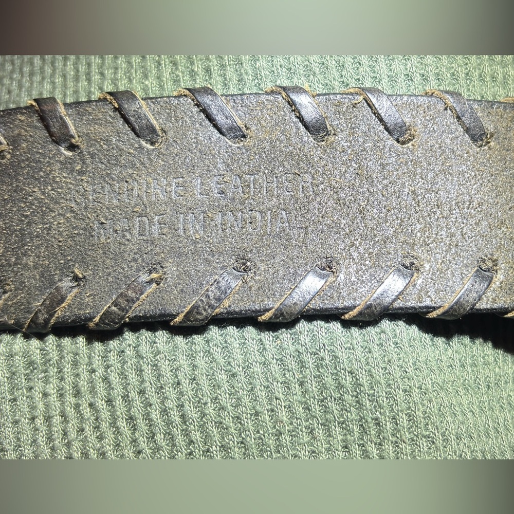 GUESS Vintage Leather Belt Black Silver Logo Buckle Y2K Grunge Streetwear Size L - Picture 11 of 12